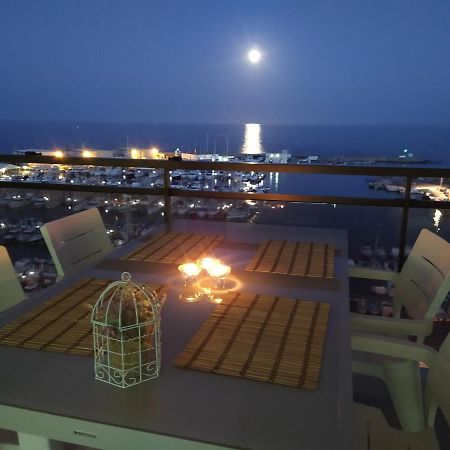 Apartamento Sobre El Puerto El Campello Exteriör bild